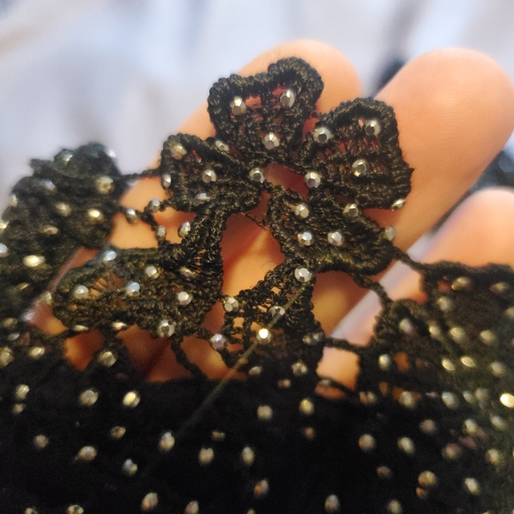 Ilona Black Agent Provocateur bra (34 B) &Suspender Soiree w/ Sworovski Crystals - Picture 4 of 8